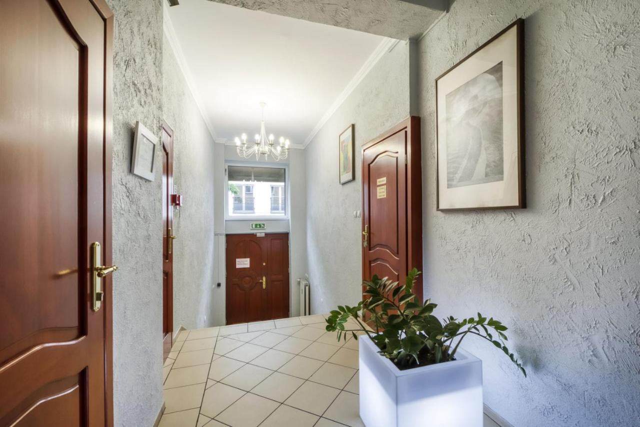 Apartamenty Stara Praga - Wiatraczna Varsovia Exterior foto